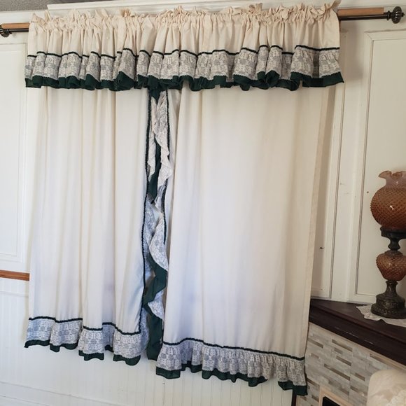SOLD JC Penney Vtg Priscilla Curtain 88W x 64L Valance Cream Green Ruffle Rod - Picture 4 of 16
